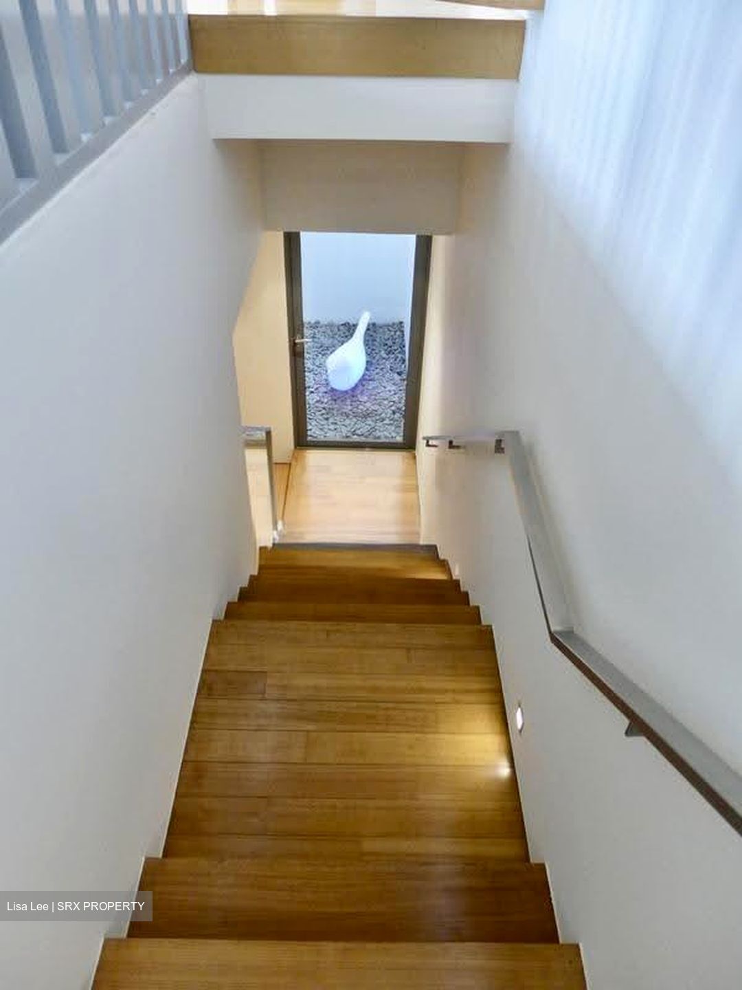 Illoura (D10), Terrace #636392671
